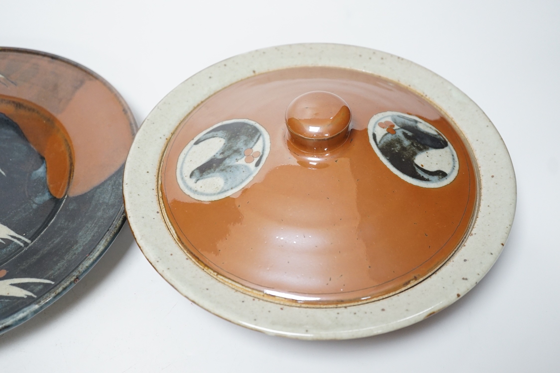 David Frith, Brookhouse studio pottery: a plate, covered bowl and a butter dish and cover, largest 28cm diameter